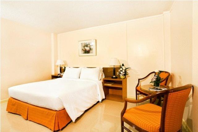 White Orchid Hotel Bangkok Kültér fotó
